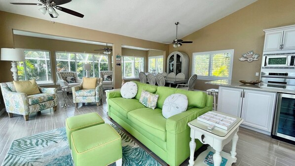 Unclassified image, 1 of 24, button