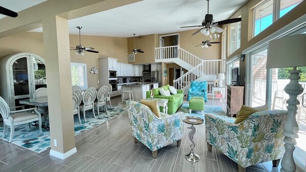 Flat-screen TV, offices