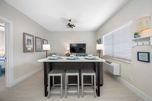 Dining - Sea Breeze 1 - Beautifully Renovated Condo block to the Beach! (Indian Rocks Beach)