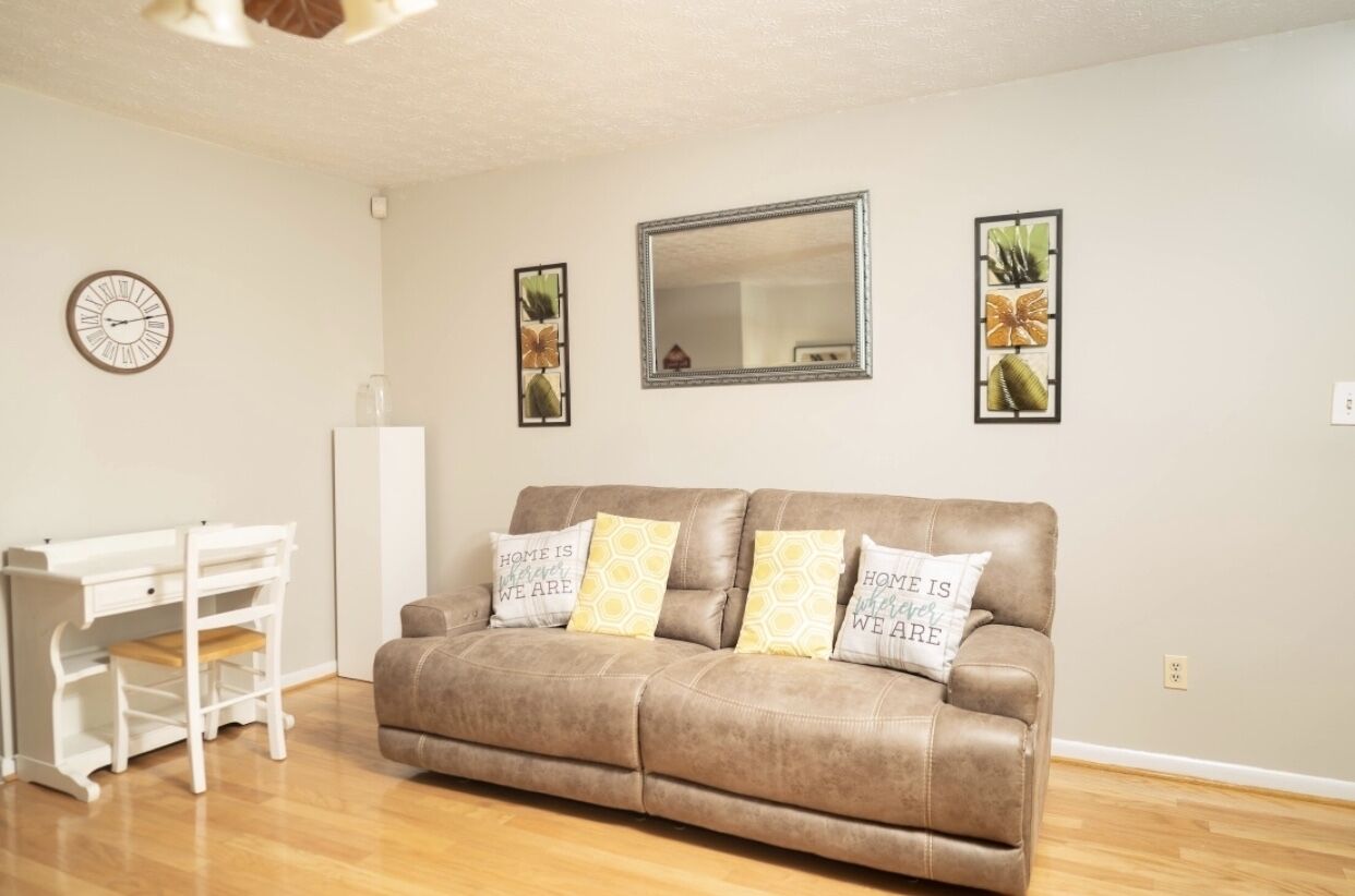 Ariel’s Farm Manor