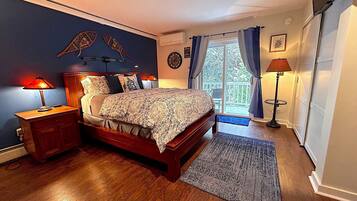 2 bedrooms, desk, iron/ironing board, free WiFi