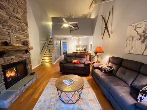 Beautiful Riverfront Townhome w/Fireplace.
Steps to Historic Downtown Stowe.