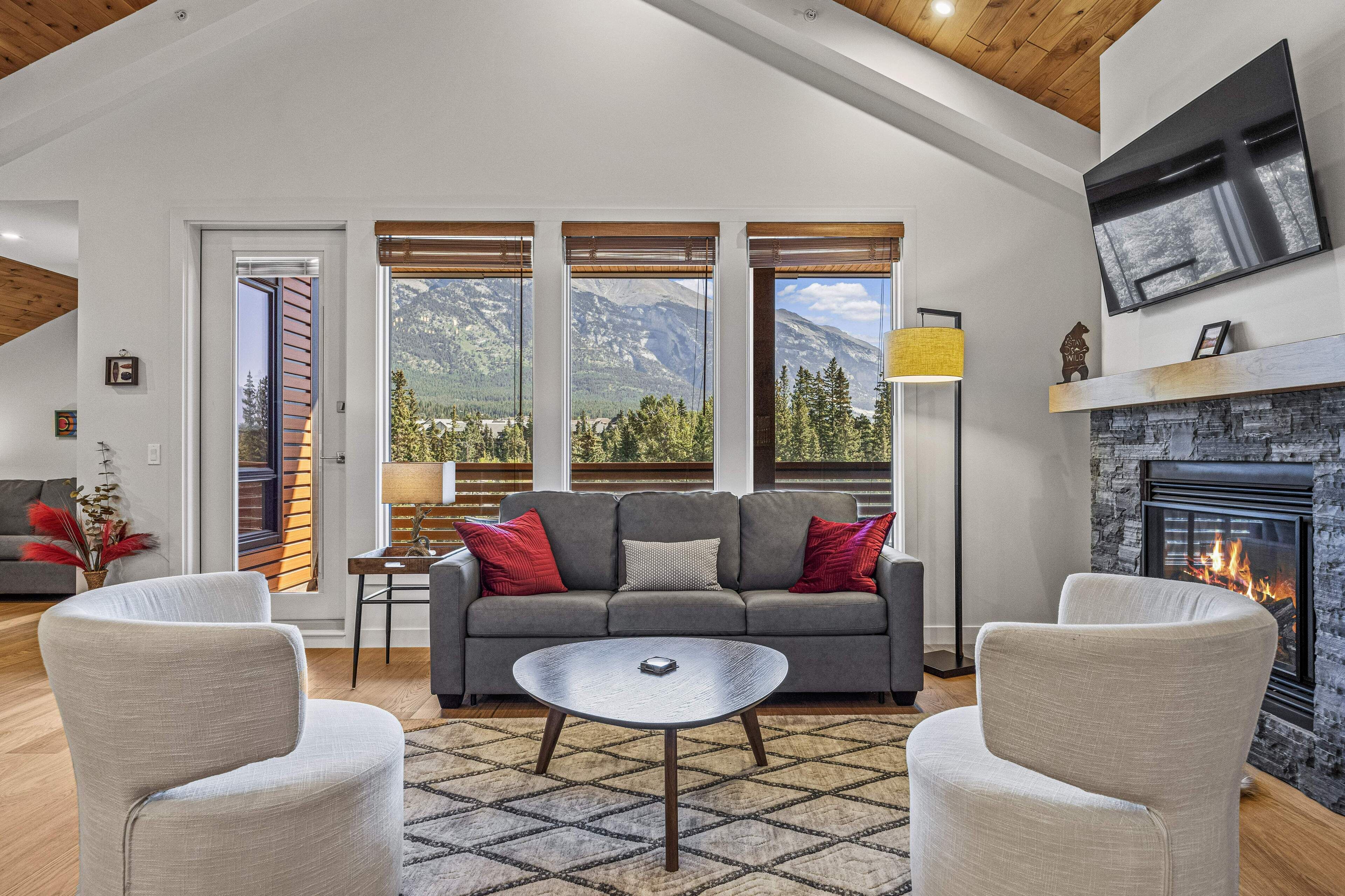 303B - One Bedroom Penthouse Condo by Spring Creek Vacations