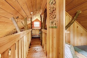 2 camere, una scrivania, ferro/asse da stiro, Wi-Fi gratuito