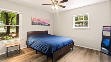 2 habitaciones, tabla de planchar con plancha y wifi gratis