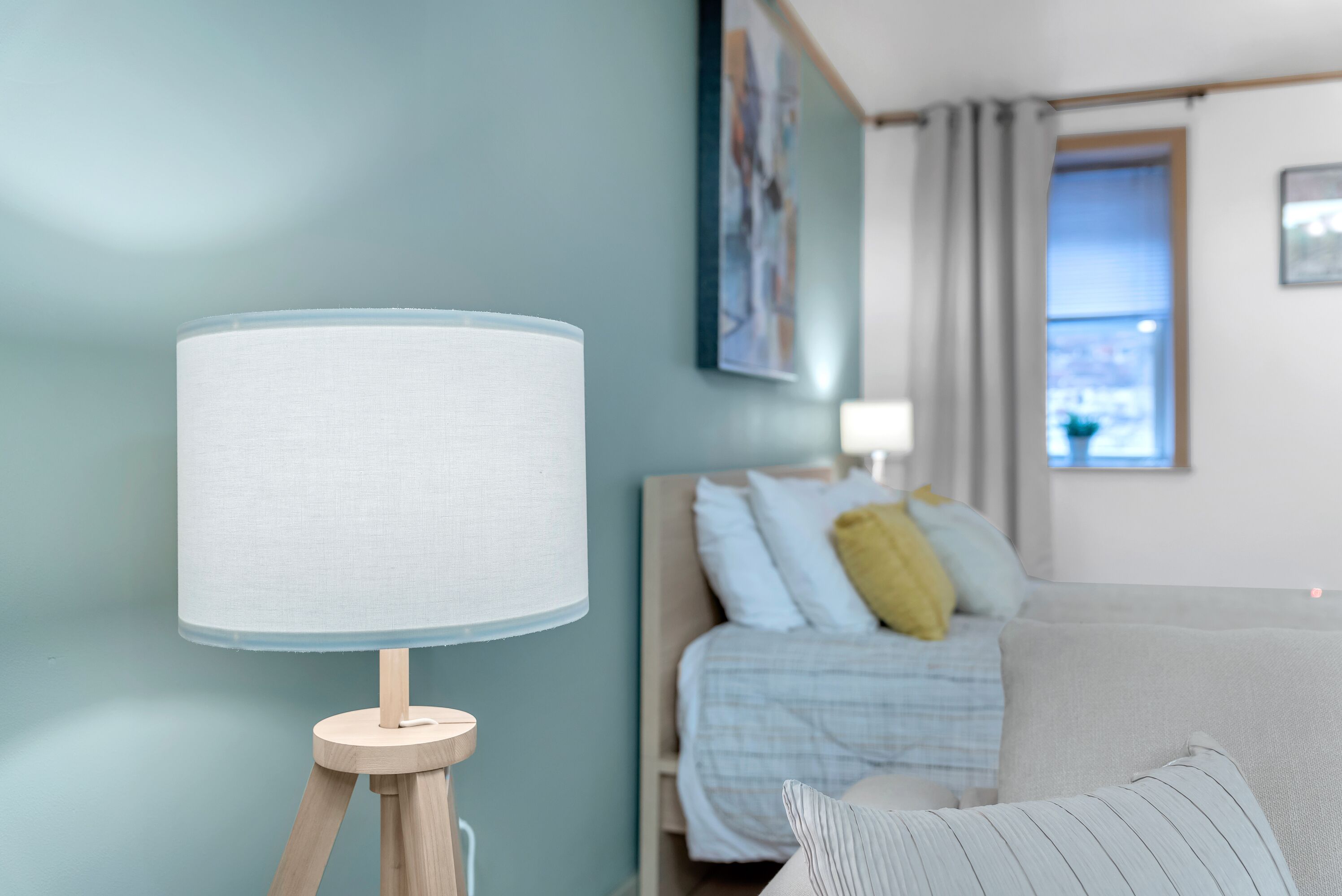 New Lower Pricing! Old City Experience!