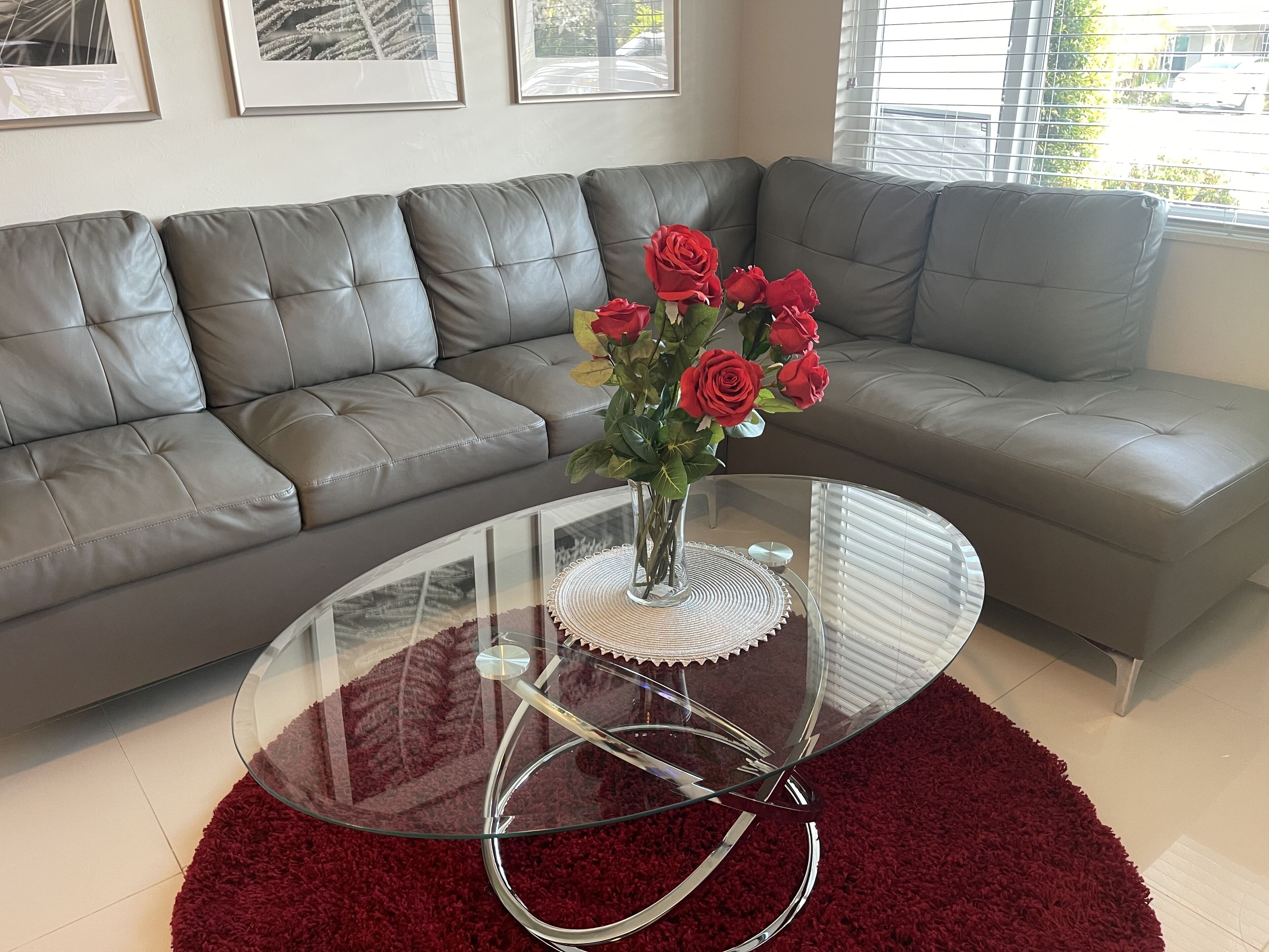 Clean and modern 2BR/2Bath Jacuzzi home, beautiful Patio, minutes from the beach