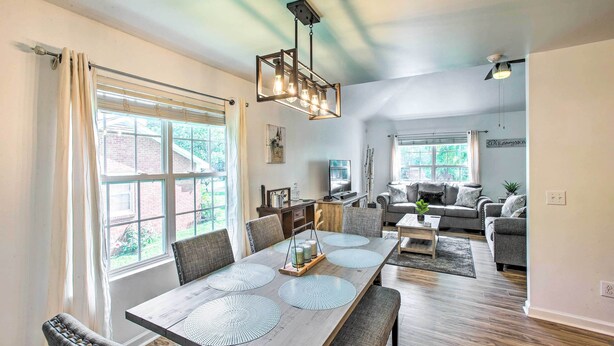 Unclassified image, 1 of 24, button - Charming Springfield Escape w/ Furnished Deck (Springfield)