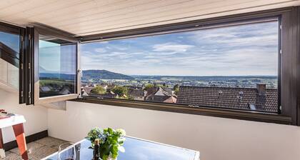 Ferienwohnung Cherine mit Balkon und WLAN
