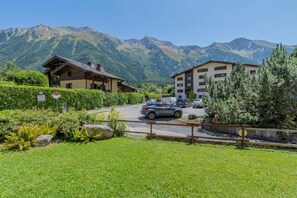 Property grounds - Appartement Des Lacs, Chamonix, France (Chamonix)
