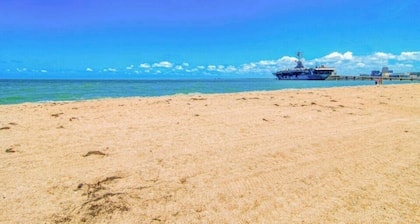 Relaxing beach view condo