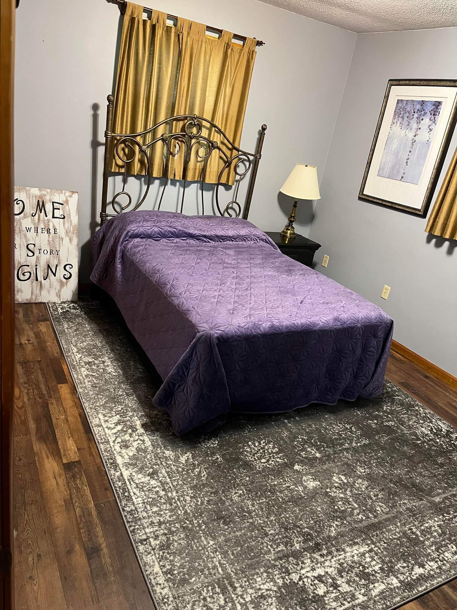 Shady Shelter - Quiet Comfort, Family Friendly - close to everything!