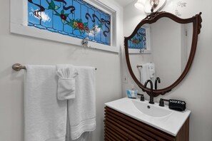 Unclassified image, 5 of 50, button