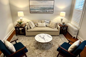 Unclassified image, 3 of 50, button