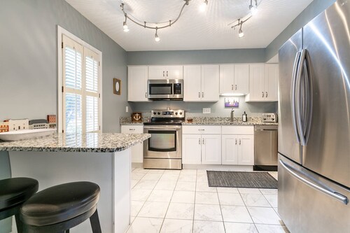 Gather, Relax & Explore — Townhome 1 Block from State Capitol Building with Backyard & Parking