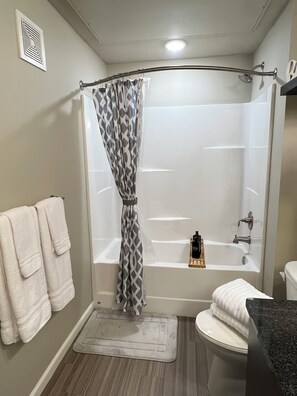 Combined shower/bathtub, hair dryer, towels, soap - Monthly Stays Luxe Des Peres Suite with Complimentary Starbucks Onsite!  (Des Peres)