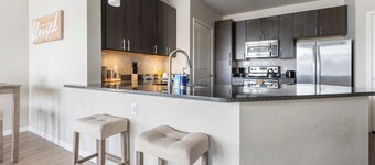 Monthly Stays Luxe Des Peres Suite with Complimentary Starbucks Onsite! 