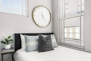 2 habitaciones, tabla de planchar con plancha y wifi 