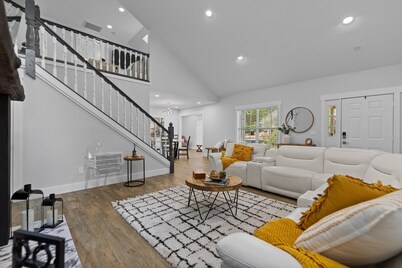 Luxurious, peaceful and cozy townhome in the heart of Pinehurst