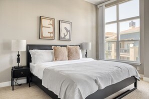 1 chambre, fer et planche Ă repasser, Wi-Fi, draps fournis