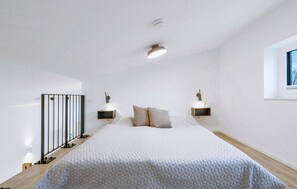 4 bedrooms, free WiFi, bed sheets