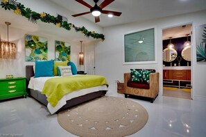 3 habitaciones, escritorio, wifi gratis y ropa de cama 
