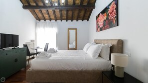 House - Italianway - Barberini 6 Opulentia (Rome)