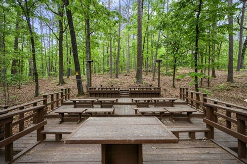 Bent Pine Lodge | Spacious 4BR Broken Bow Cabin with Hot Tub, Fire Pit & Grill