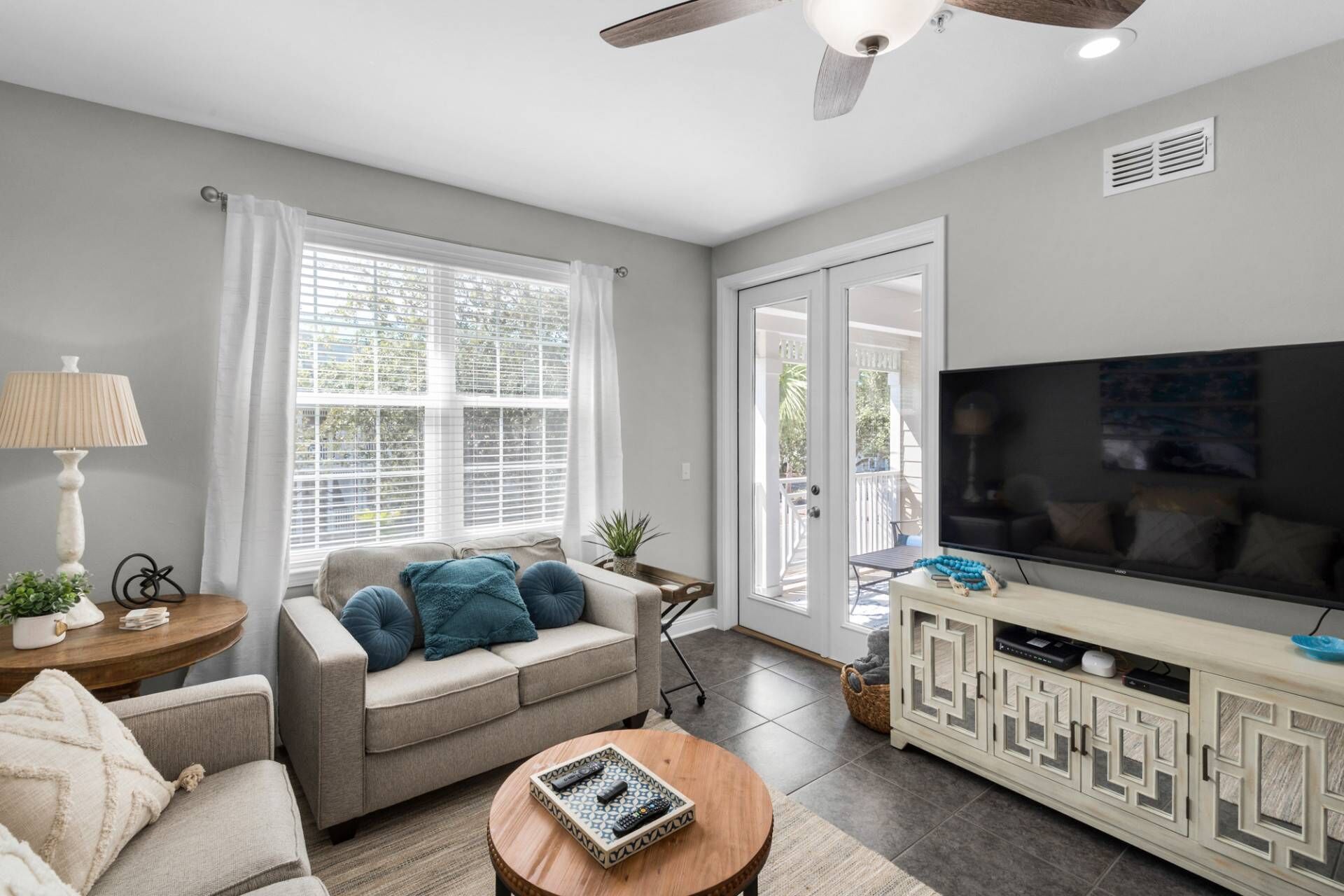 FREE Golf Cart/Walk to Beach/Community Pool/Awesome 4/3 Gated Townhouse on 30A/Sleeps 10/Gym/Grills