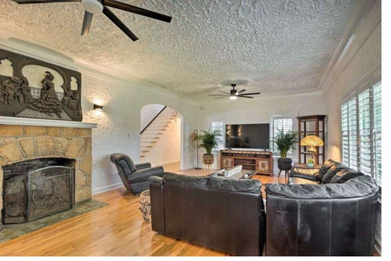 One of a kind 1920 's Spanish style house