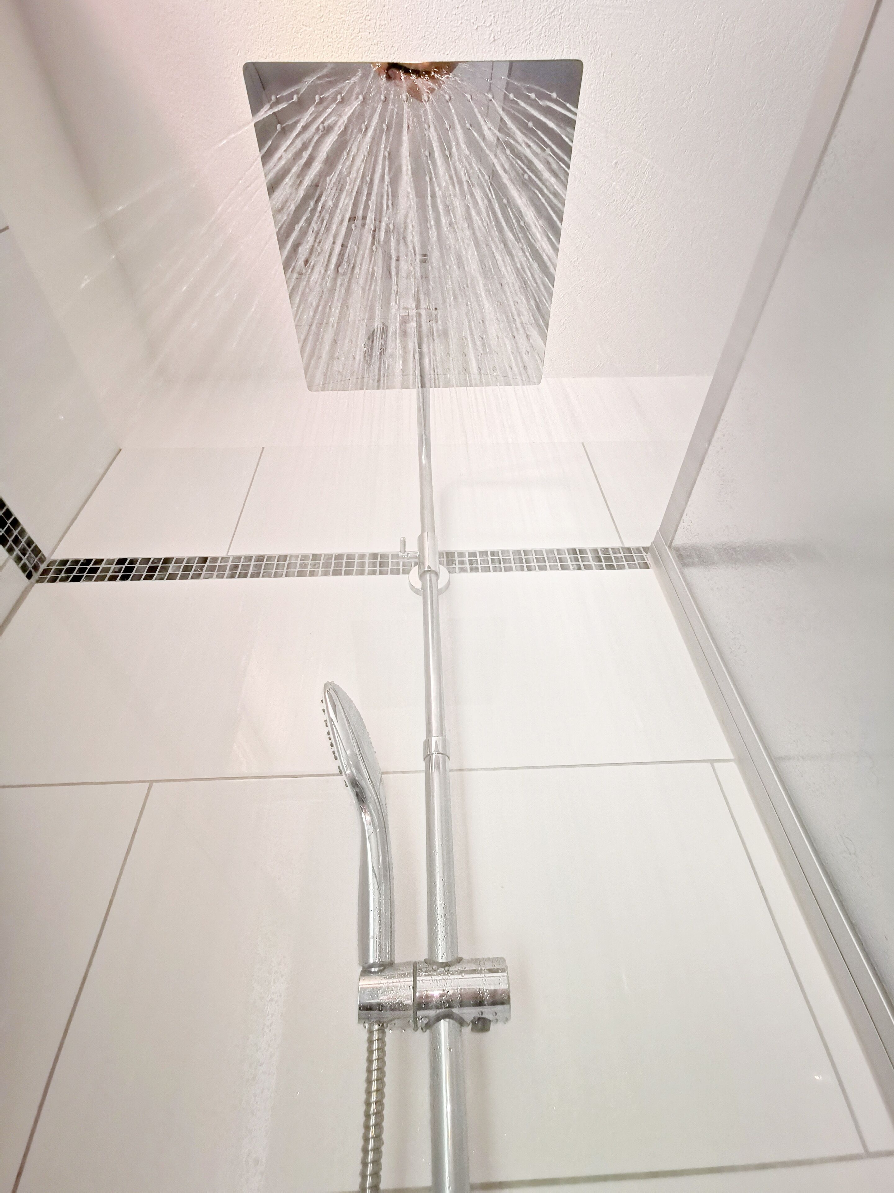 Dusche mit Handbrause