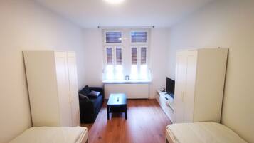 1 Schlafzimmer, Bügeleisen/Bügelbrett, kostenloses WLAN, Bettwäsche