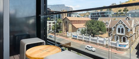 Business Studio | Balcony
