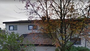 Uklassifisert bilde, 5 av 8, knapp