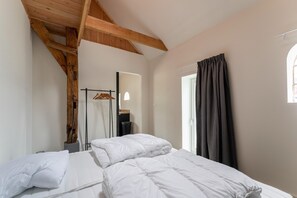 5 chambres, accès au Wi-Fi (inclus)