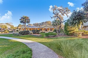 Exterior - 1111 Beach Walker- Hosted by Moore AI Rentals (Fernandina Beach)
