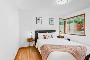 4 quartos, escrivaninha, ferros/tábuas de passar roupa, Wi-Fi