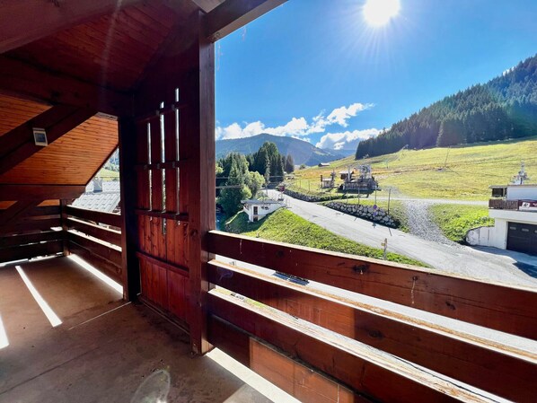 Property grounds - Spacious apartment for 8 ppl at the slopes with WIFI (Notre-Dame-de-Bellecombe)