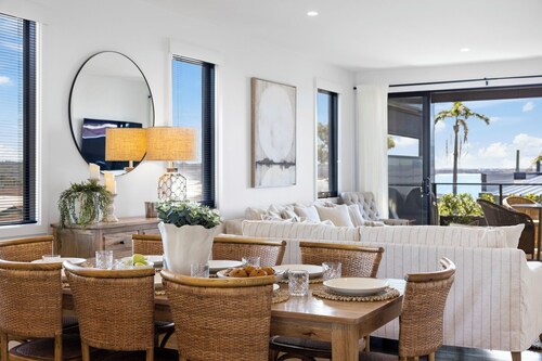 Echoes Luxury Residence, Pet Friendly Walk to Cafes