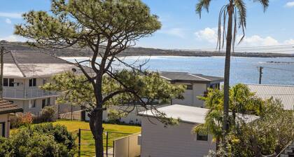 Echoes Luxury Residence Beach Views Walk to Cafes