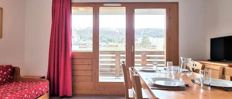 تناول الطعام