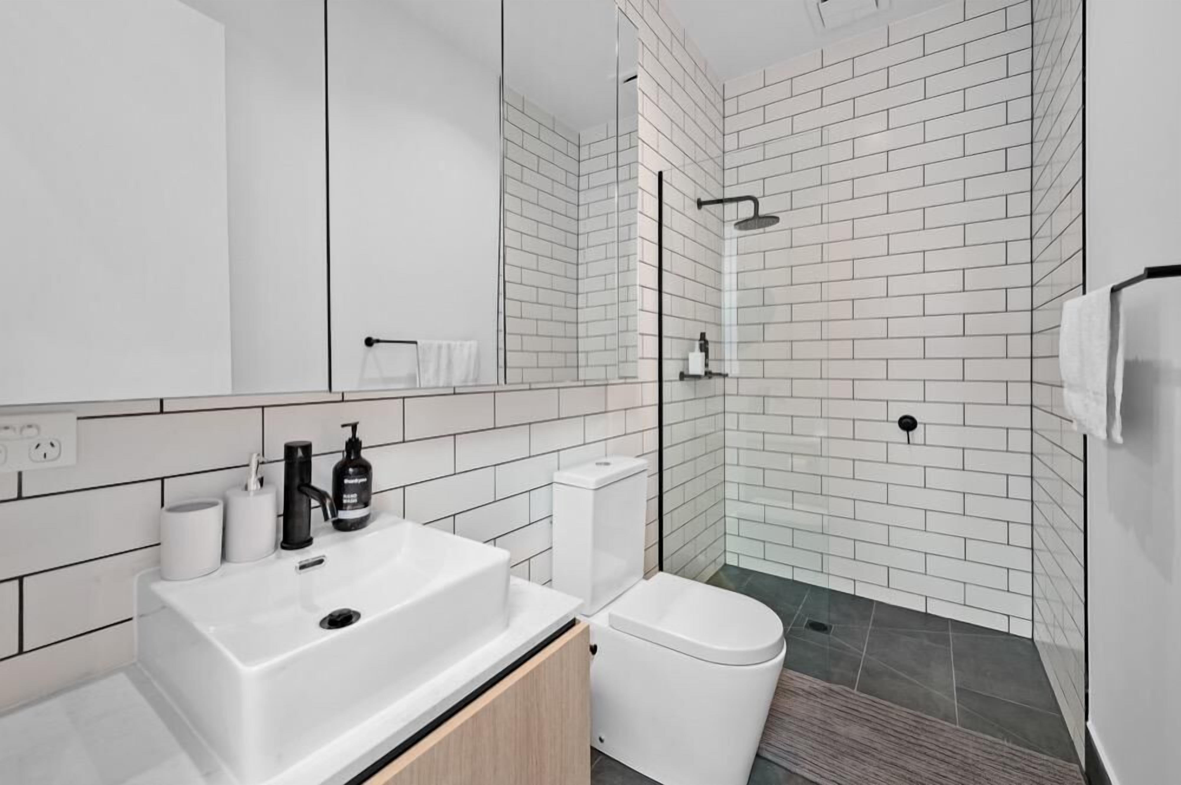 Hair dryer, towels