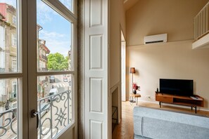 Fernseher