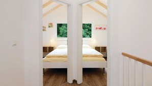 บ้านพัก (Ferienhausdorf Thale)