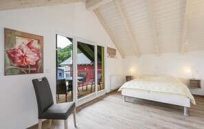 Ferienhaus (Ferienhausdorf Thale) | 4 Schlafzimmer, kostenloses WLAN