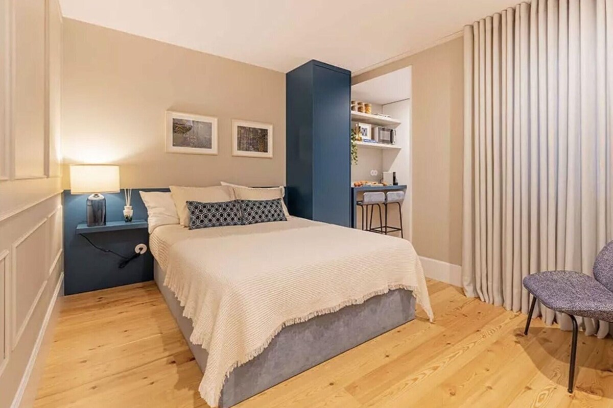 Junior Studio (1 Double Bed)