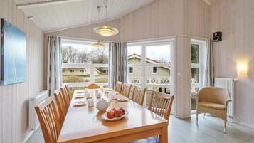 Nhà (Morgensonne 6 - Dorf 2) | Phòng khách | TV