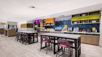 Desayuno buffet incluido todos los días