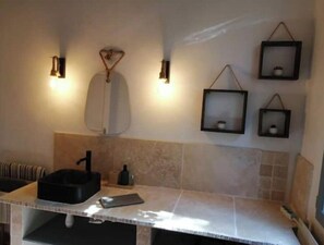 Interior - Nice, friendly house near Paris (Argenteuil)