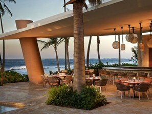 Outdoor dining - Villa Granada @Dorado Beach, pool nearby (Dorado)